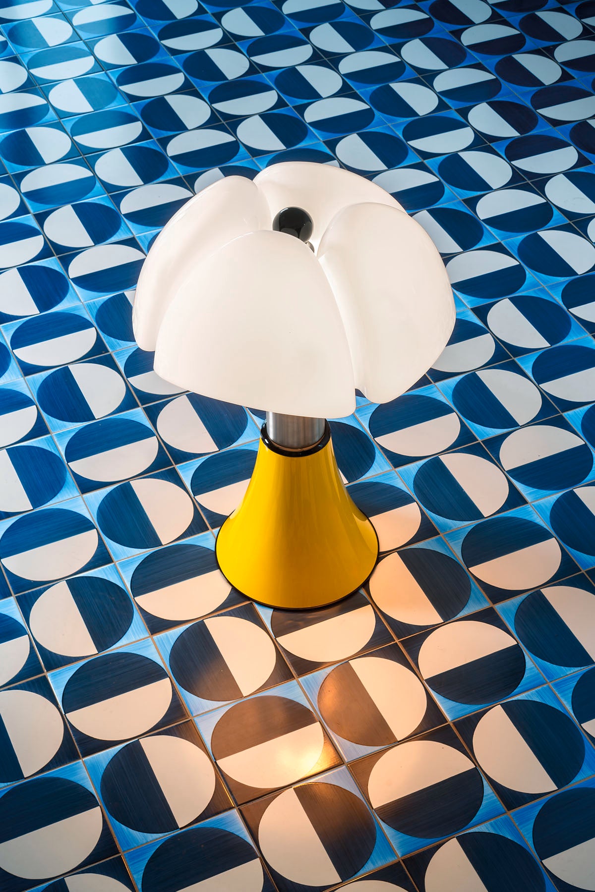 Lampada Pipistrello POP Grande Con Modulo LED Limited Edition by Martinelli Luce - Giallo lucido