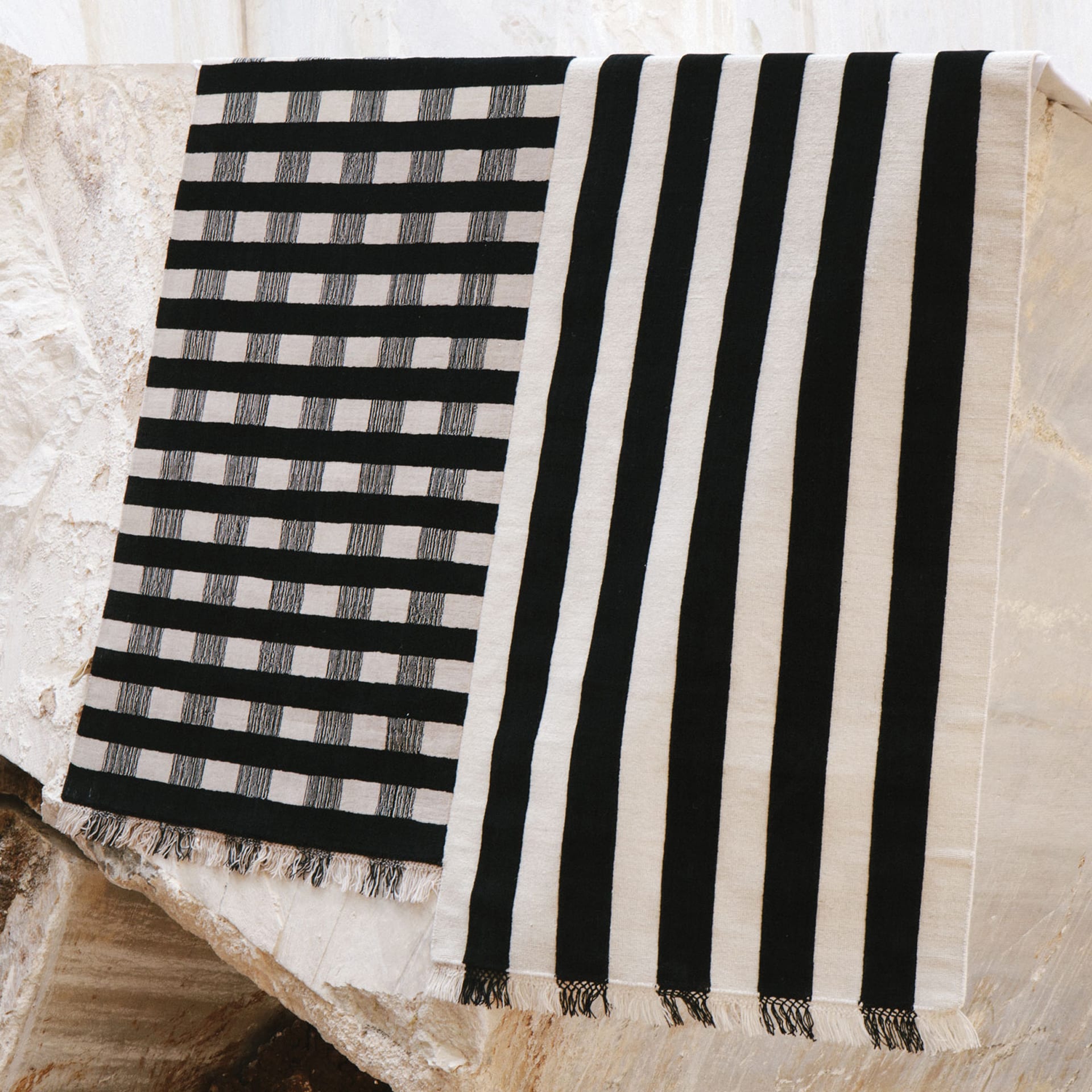 HALFSTRIPE__3