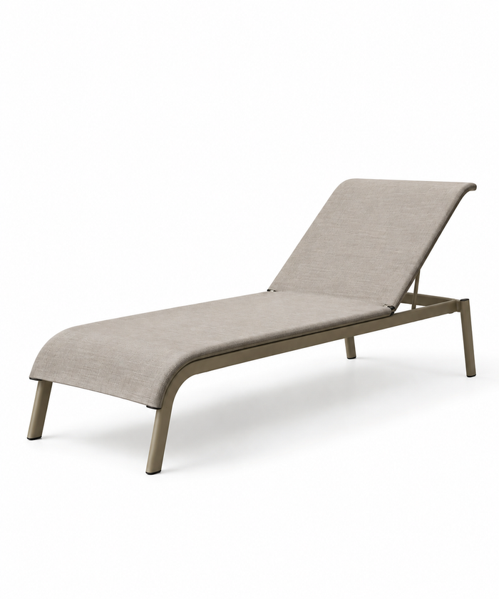 Lettino Tiki 1 by Emu