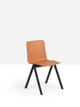 Sedia Stack cuoio by Midj